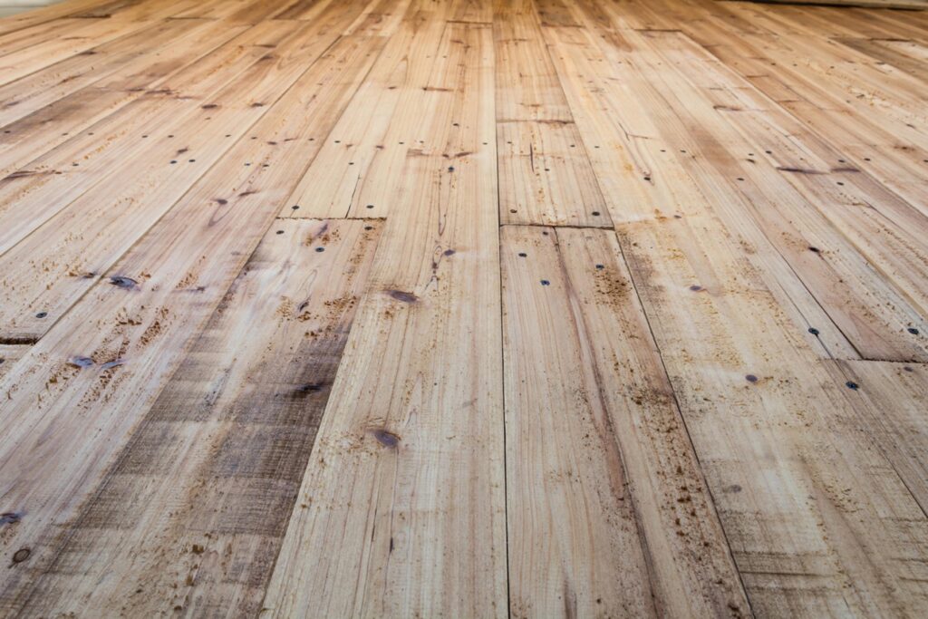 How Flooring Companies in Dubai Improve Interiors